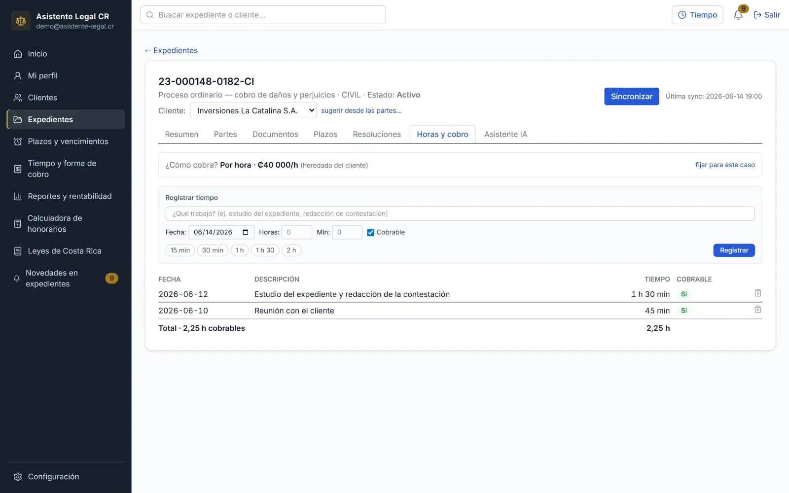 Registro de horas y modalidad de cobro dentro del expediente